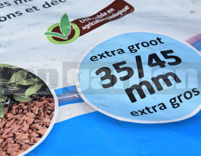 Saniflor Scoarță de pin 35/45mm 60l