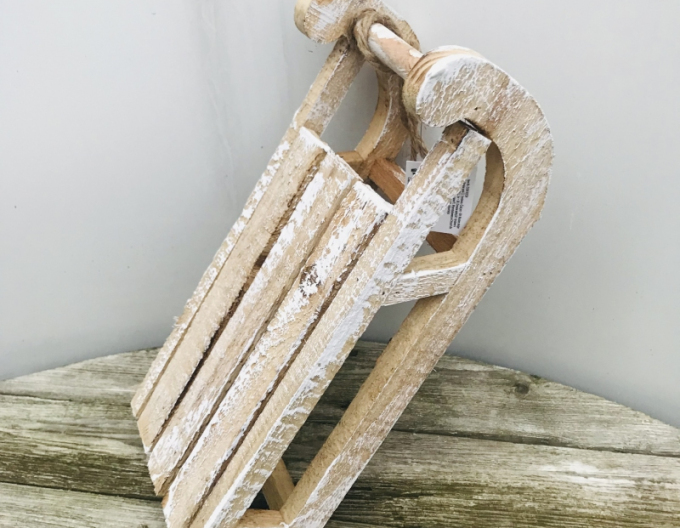 Sanie decorativă din lemn