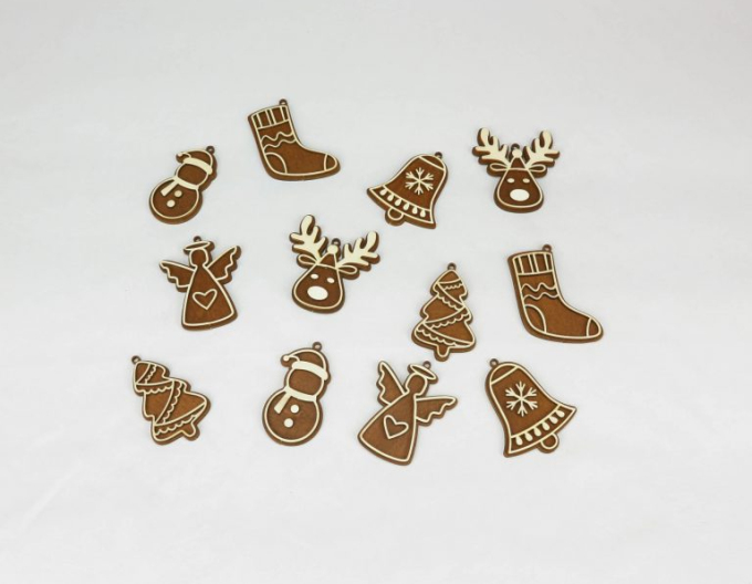 Set de turtă dulce nr.1 - cutie cu decorațiuni de Crăciun