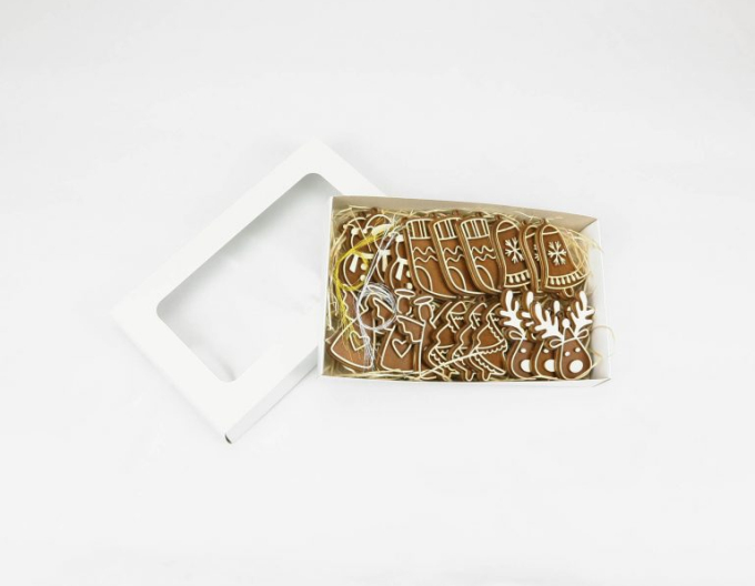 Set de turtă dulce nr.1 - cutie cu decorațiuni de Crăciun