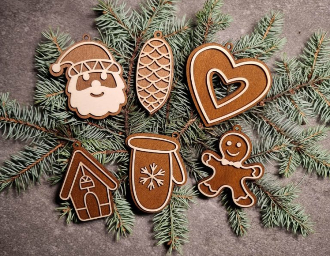 Set de turtă dulce nr.2 - cutie cu decorațiuni de Crăciun