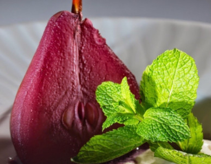 Par columnar ‘Krvavníčka’, vară, portaltoi Dula, ghiveci 5 L