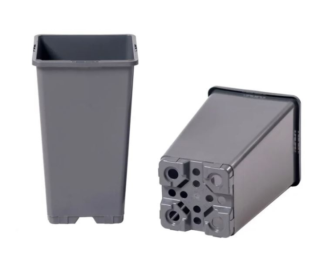 Ghiveci de flori din plastic pătrat înalt negru 1,7l, 11 x 19 cm