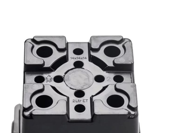 Ghiveci pătrat din plastic 2l, 14 x 14 cm